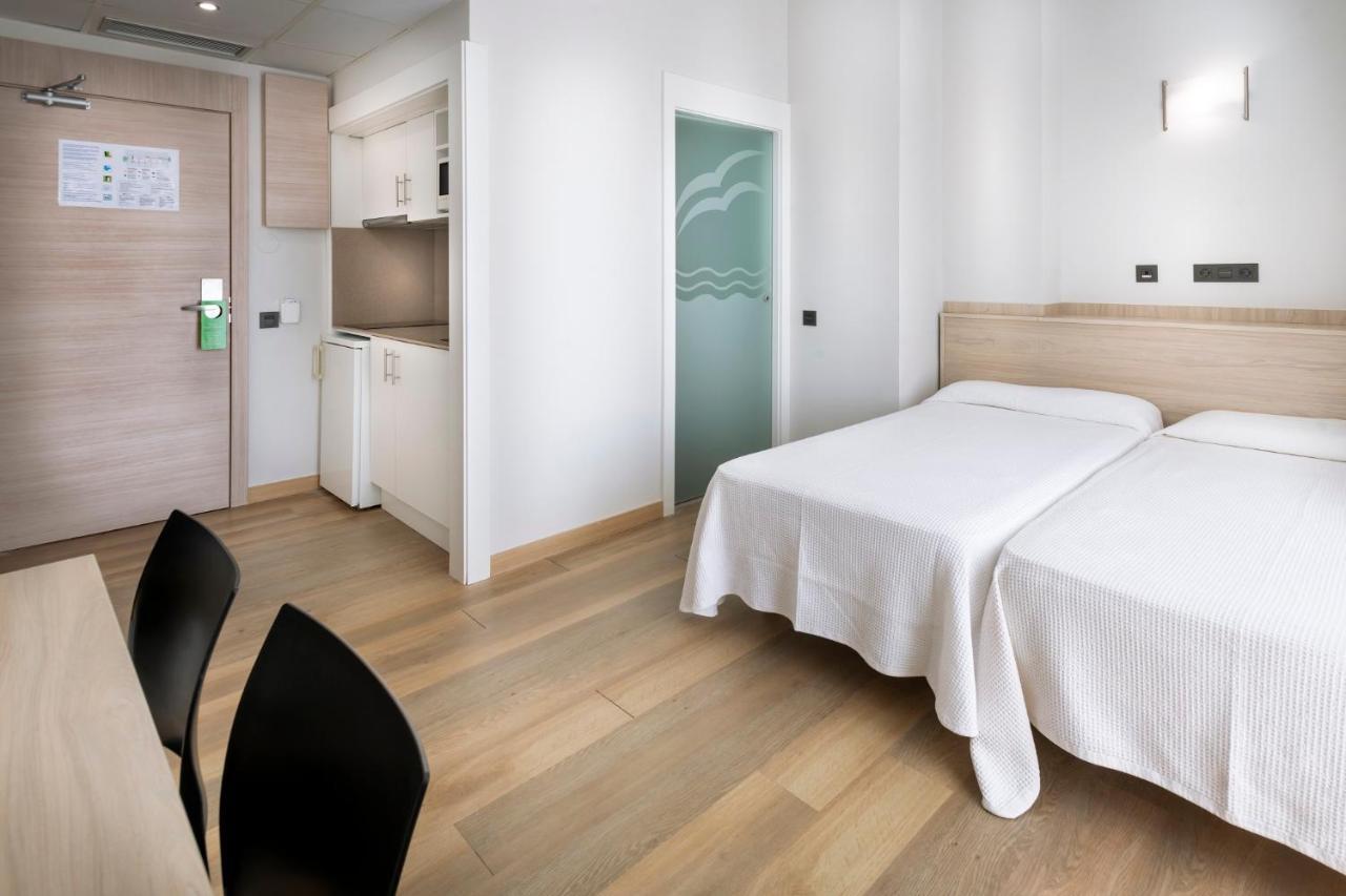 Aparthotel Marinada Salou Ngoại thất bức ảnh