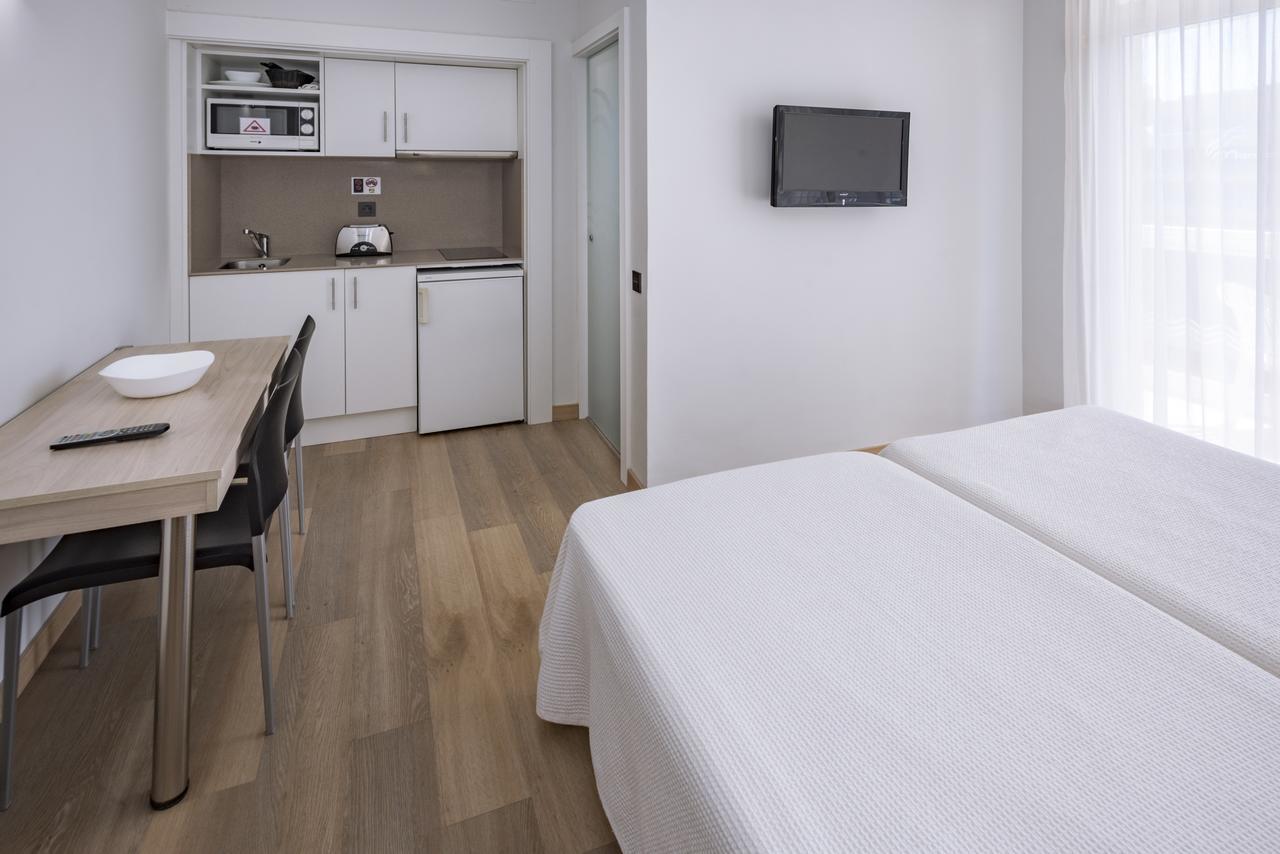 Aparthotel Marinada Salou Ngoại thất bức ảnh