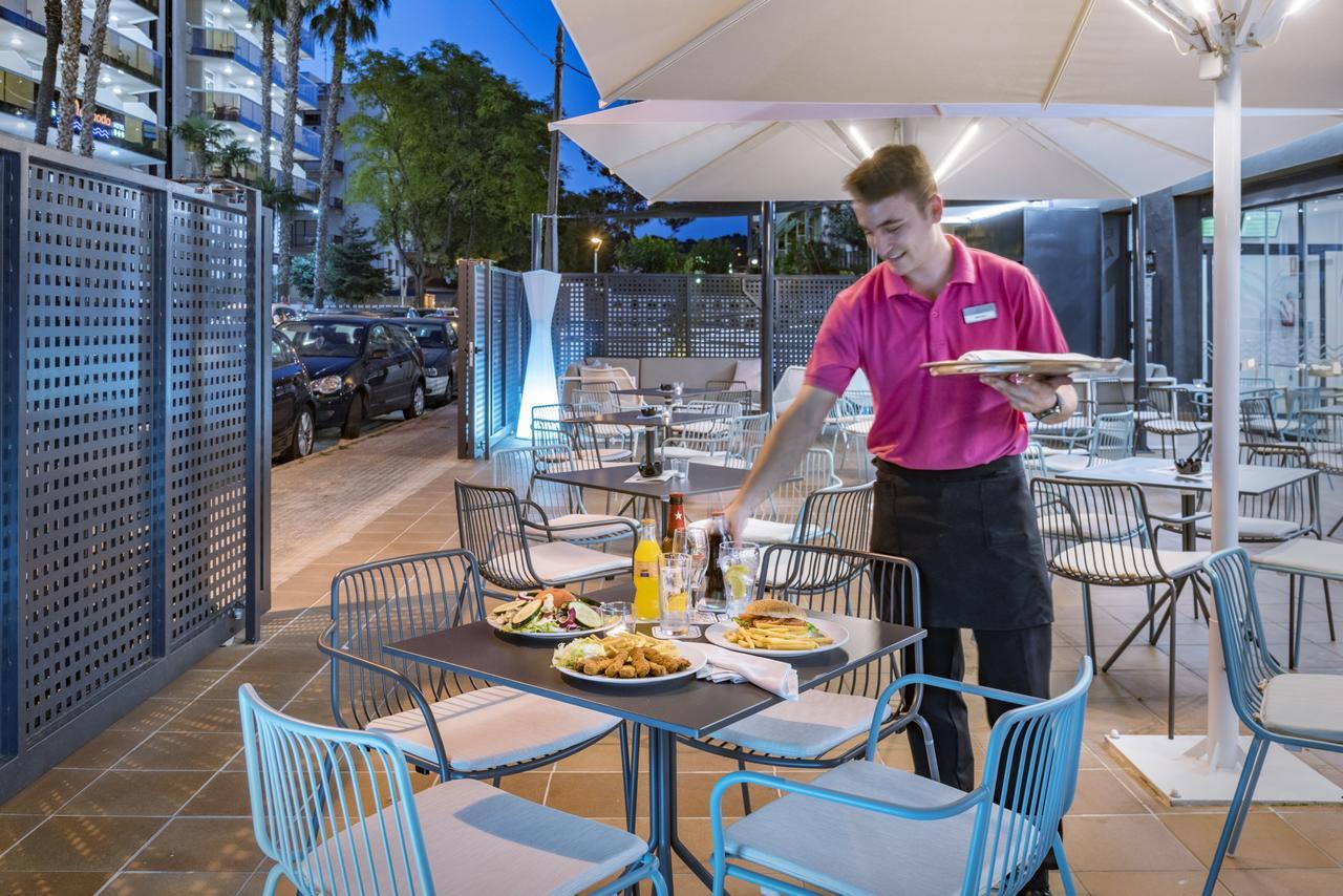 Aparthotel Marinada Salou Ngoại thất bức ảnh